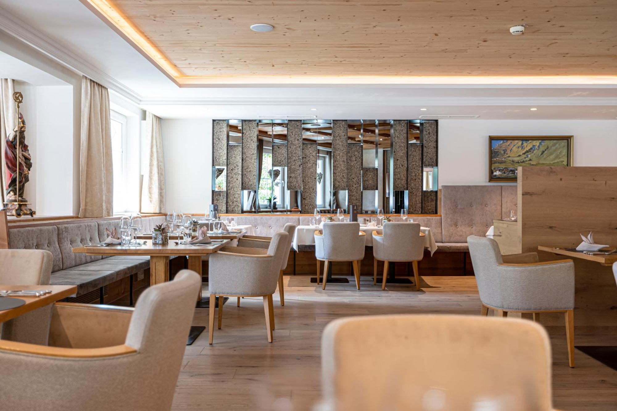 Premium Activehotel Bergkoenig Neustift im Stubaital Exterior photo